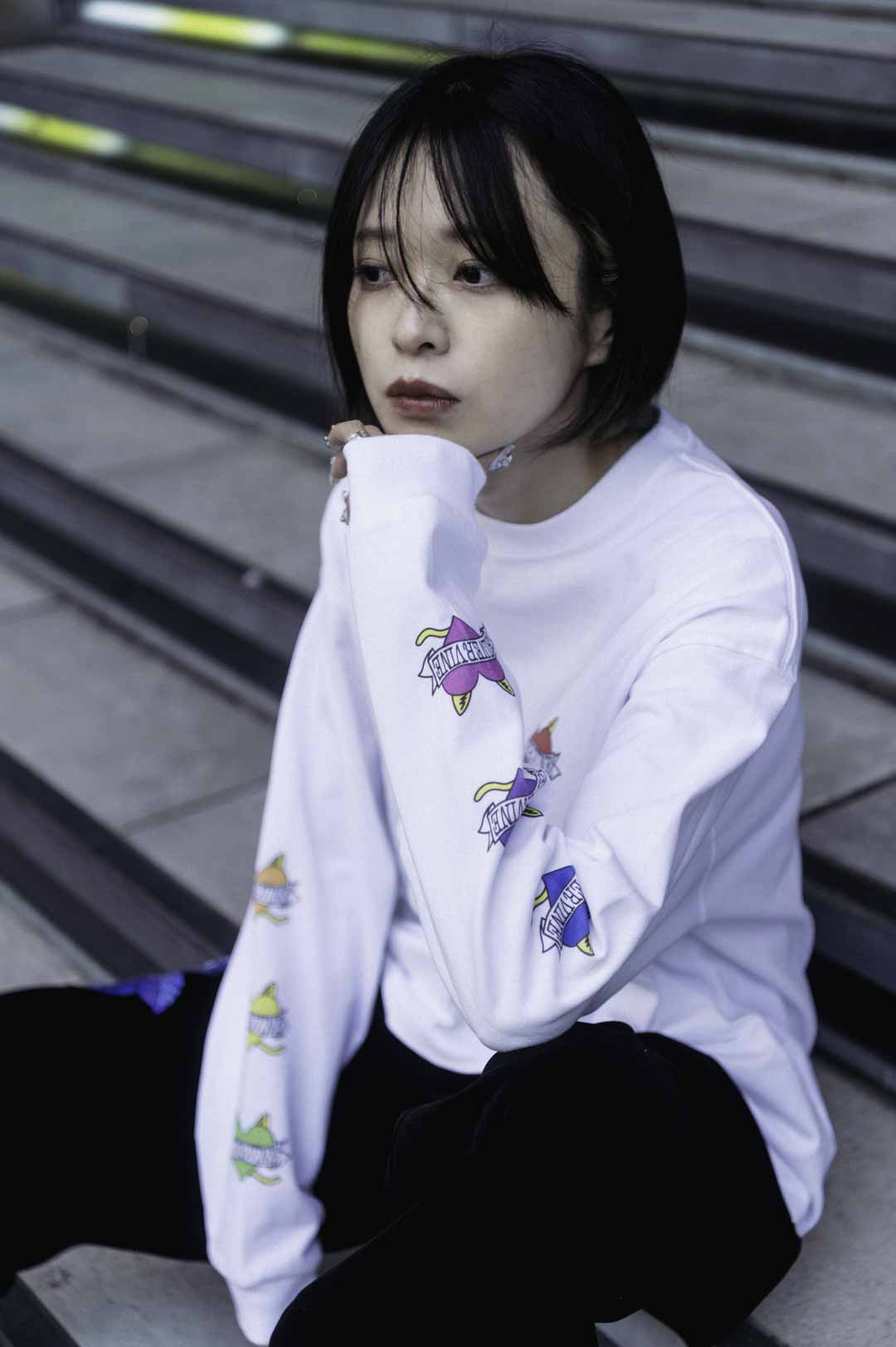 HEART LOGO LONG SLEEVE TEE